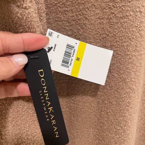 Donna Karan Sleepwear Cozy Bouclé V-Neck Lounge Dress – Almond  Size M NWT - Picture 7 of 8